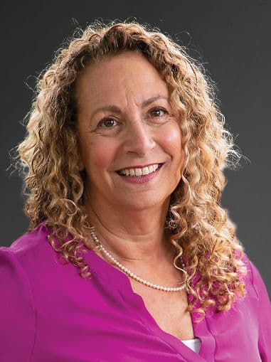 Jennifer Lividini is honored at our gala